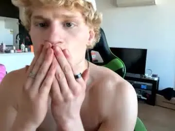 Chaturbate Adult Video Chat of thatbl0ndeboyx