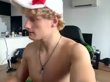 Chaturbate Adult Video Chat of thatbl0ndeboyx