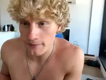 Chaturbate Live Sex Cam of thatbl0ndeboyx