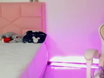 Chaturbate Best live sex cam show of emeraldmusee
