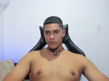 Chaturbate Live Porn of iamdylan777