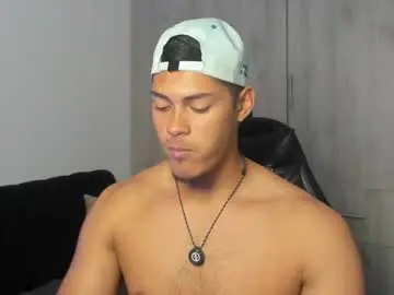 Chaturbate Best live sex cam show of iamdylan777