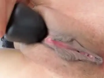 Chaturbate Live Sex Cam of ms_pickless