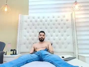 Chaturbate Nude Webcam of jean_lewis2