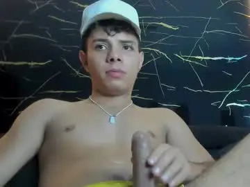 Chaturbate Live Sex Cam of alessandro__777
