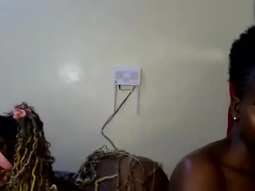 Chaturbate Live Sex of hot_petite1