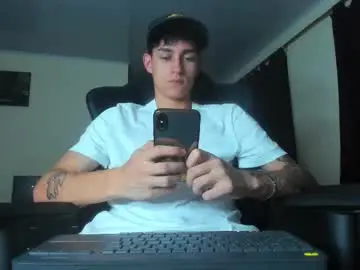 Chaturbate Watch Live Sex Cams of joshmiller_
