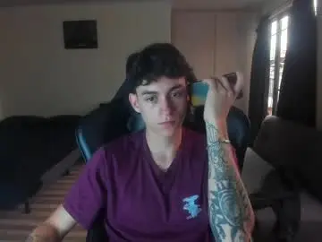 Chaturbate Free Live Porn of joshmiller_