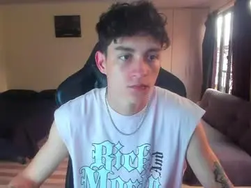 Chaturbate Live Sex Cam of joshmiller_