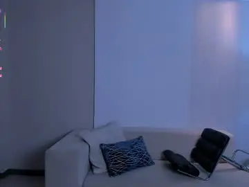 Chaturbate Live Sex Cam of taralawrence