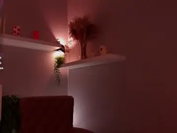 Chaturbate Live Sex Cam of angel_sapphire_