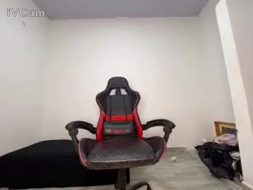 Chaturbate Nude Webcam of cute_boy_24cm