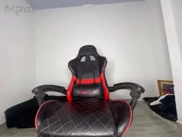 Chaturbate Live Sex Cam of cute_boy_24cm