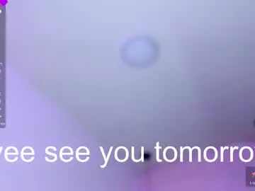 Chaturbate Live Sex Cam of dayana_harlow2