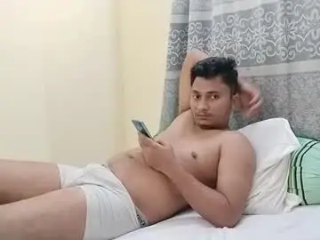 Chaturbate Live Sex Cam of deshibirds
