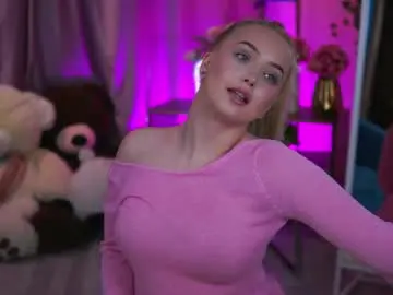 Chaturbate Live Sex Cam of elyssawetxx