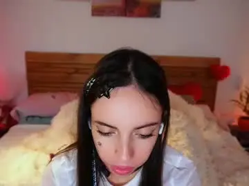 Chaturbate Live Sex Cam of lill_dayna