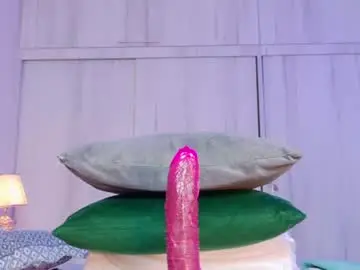 Chaturbate Nude Webcam of missjuliaa_