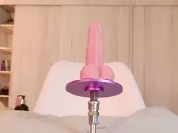 Chaturbate Free Porn Cam of missjuliaa_
