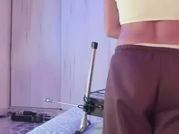 Chaturbate Free Live Porn of missjuliaa_
