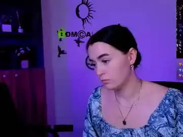 Chaturbate Nude Webcam of aria_glow