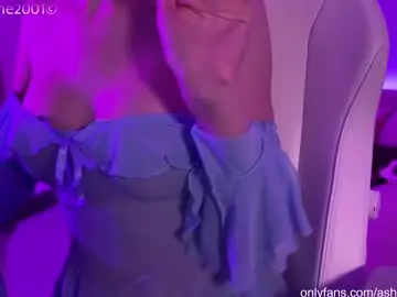 Chaturbate Nude Webcam of ashleykane2001