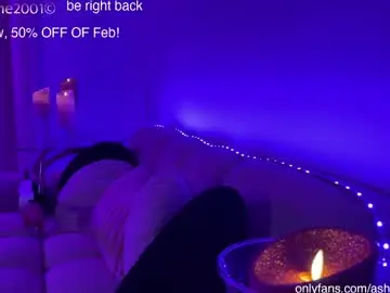 Chaturbate Live Sex Cam of ashleykane2001