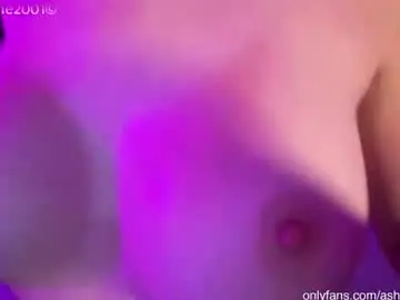 Chaturbate Live Porn of ashleykane2001