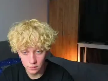 Chaturbate Live Sex Cam of drillny