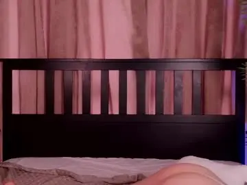 Chaturbate Live Sex Cam of katrinjons