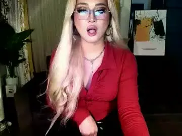 Chaturbate Live Sex of kylie_iyutera