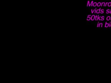 Chaturbate Free Porn Cam of moonroxxx