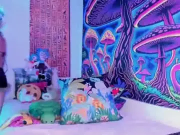 Chaturbate Live Porn of tinaroberts19