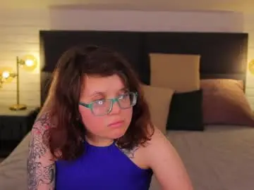 Chaturbate Live Sex Cam of ariell_mini