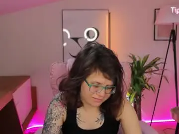 Chaturbate Watch Live Sex Cams of ariell_mini