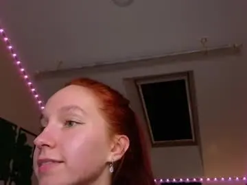 Chaturbate Watch Live Sex Cams of ellywilsons