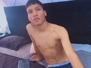 Chaturbate Nude Webcam of kirossinclair