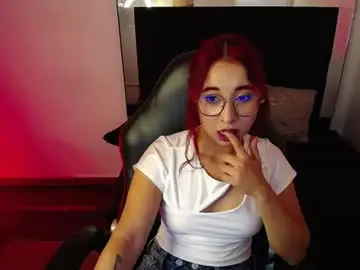 Chaturbate Live Porn of lyrarose_