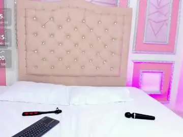 Chaturbate Live Sex Cam of mollydoll_amour