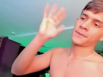 Chaturbate Live Sex Cam of space_boys18