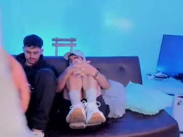 Chaturbate Free Porn Cam of space_boys18