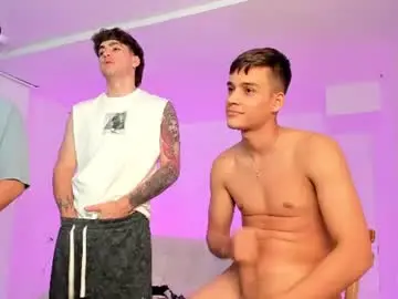 Chaturbate Live Sex of space_boys18
