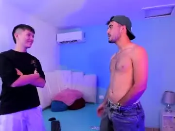 Chaturbate Live Porn of space_boys18
