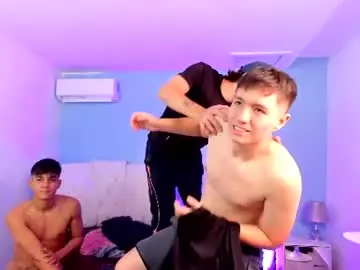 Chaturbate Live Sex of space_boys18