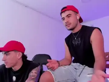 Chaturbate Live Sex Cam of space_boys18