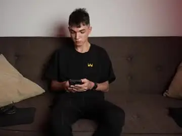 Chaturbate Free Porn Cam of mattyaiden