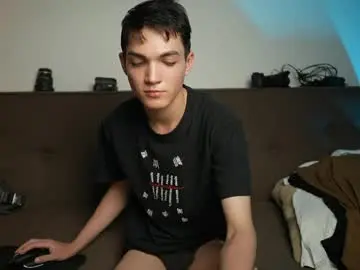 Chaturbate Live Sex Cam of mattyaiden