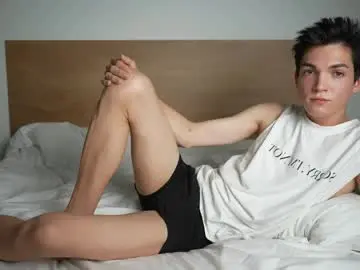 Chaturbate Adult Video Chat of mattyaiden