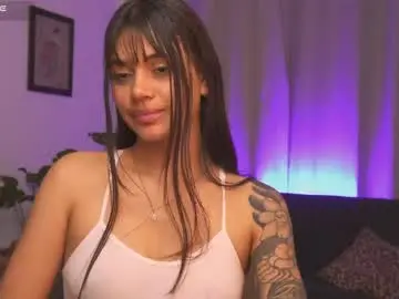 Chaturbate Best live sex cam show of selenevaughan