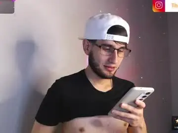 Chaturbate Live Sex of thiiago_tay